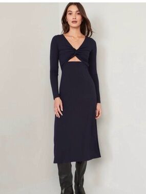 Old Navy Black Long-Sleeve Twist Cutout Midi Dress